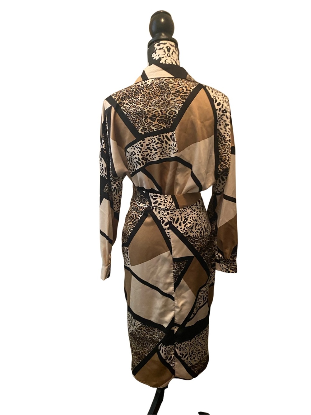 She + Sky Long Sleeve Button-Front Shirt Dress in Tan, Black & Cream